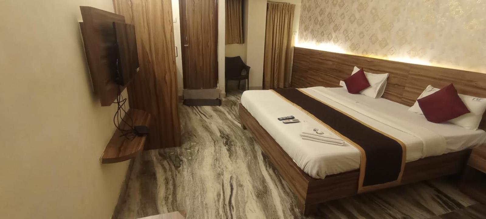 Hotel Raj Meridian, Tambaram Chennai Eksteriør billede